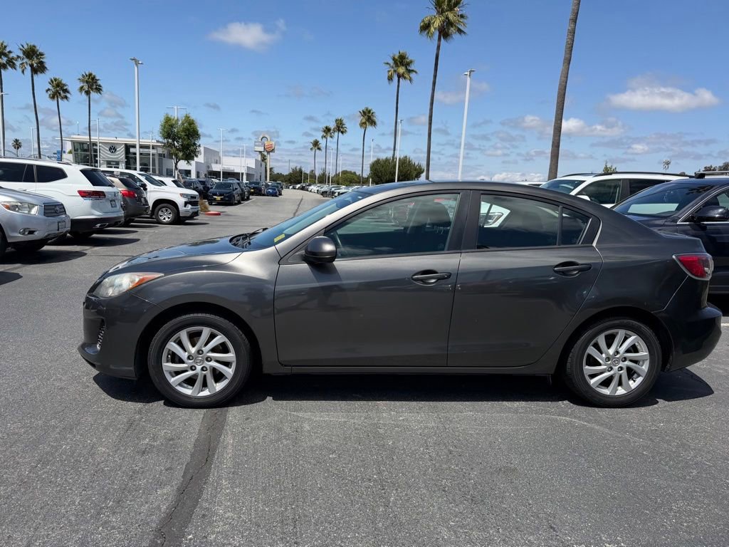 Used 2012 MAZDA MAZDA3 i Touring FWD image 2