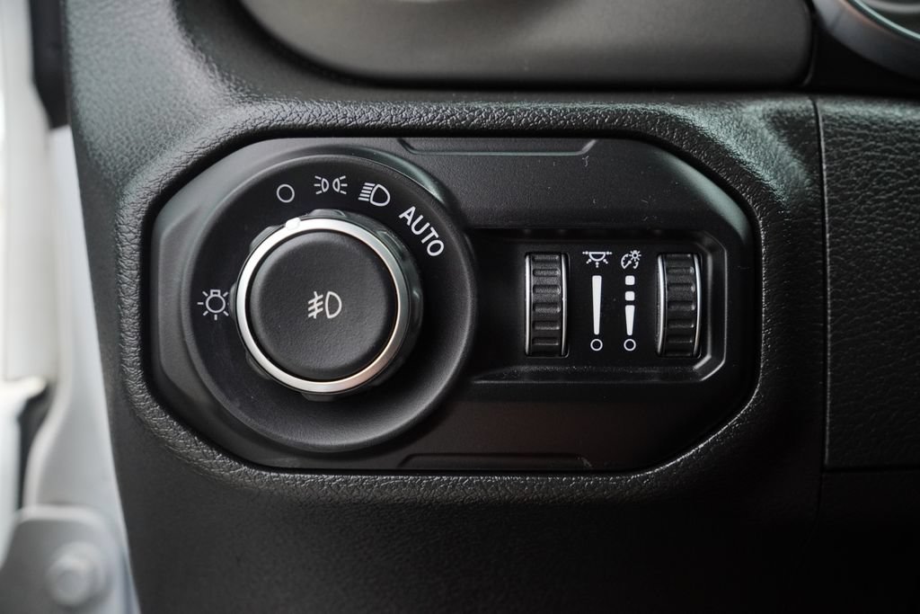 Certified 2022 Jeep Wrangler Sport AWD/4WD image 20