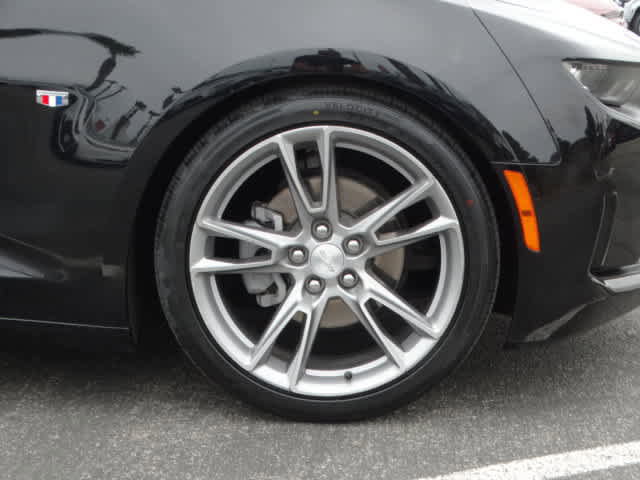 Used 2023 Chevrolet Camaro LT w/ RS Package image 16