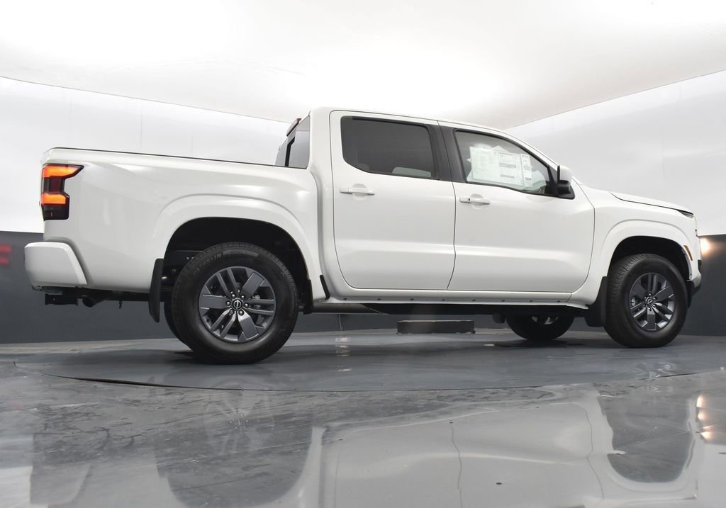 New 2025 Nissan Frontier SV w/ SV Convenience Package image 41