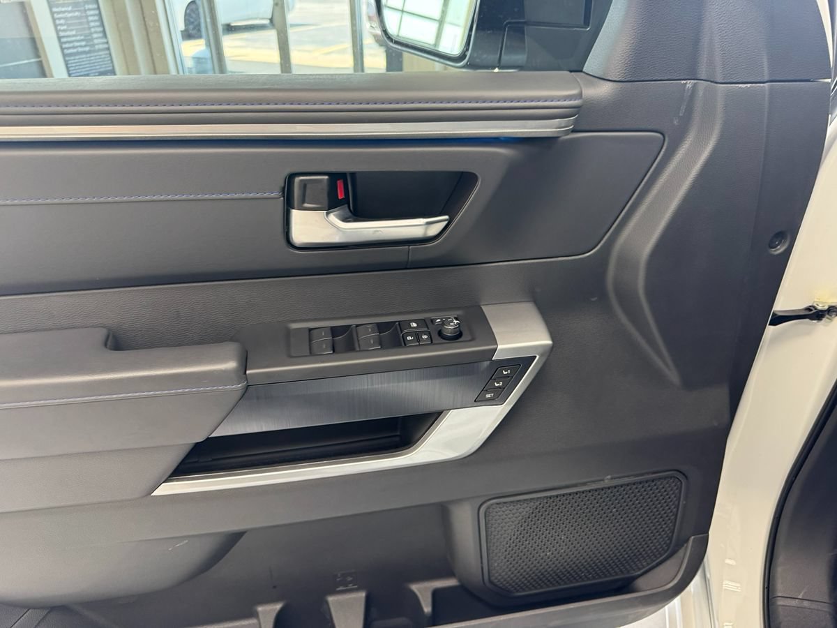 Used 2024 Toyota Sequoia Platinum AWD/4WD image 10