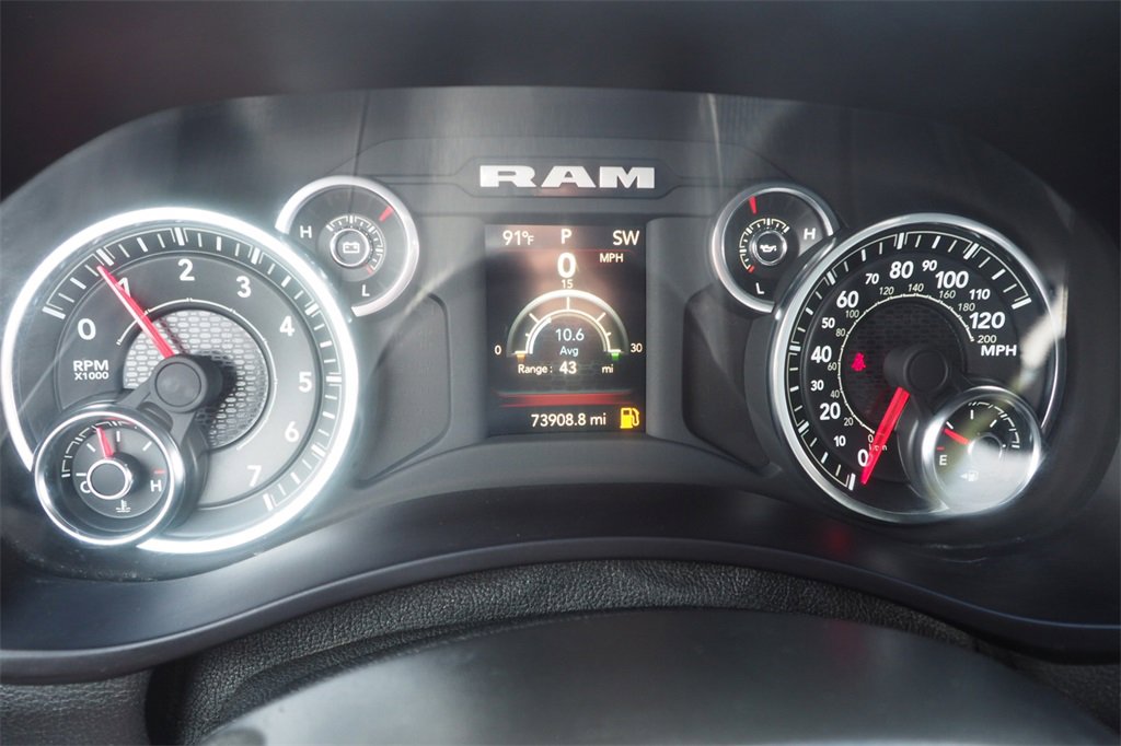 Used 2024 RAM 2500 Tradesman w/ Chrome Appearance Group image 14