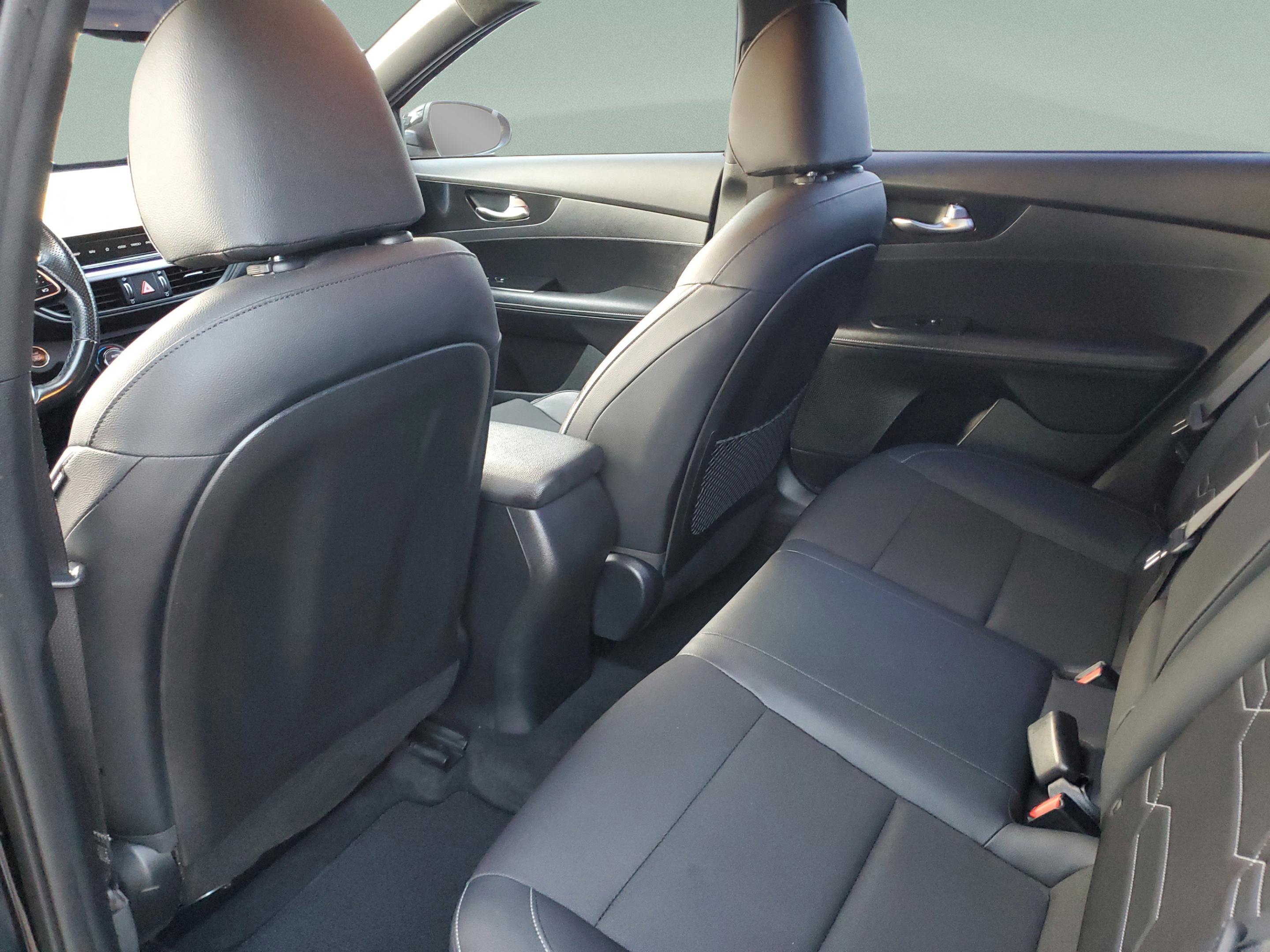 Used 2022 Kia Forte GT-Line image 10