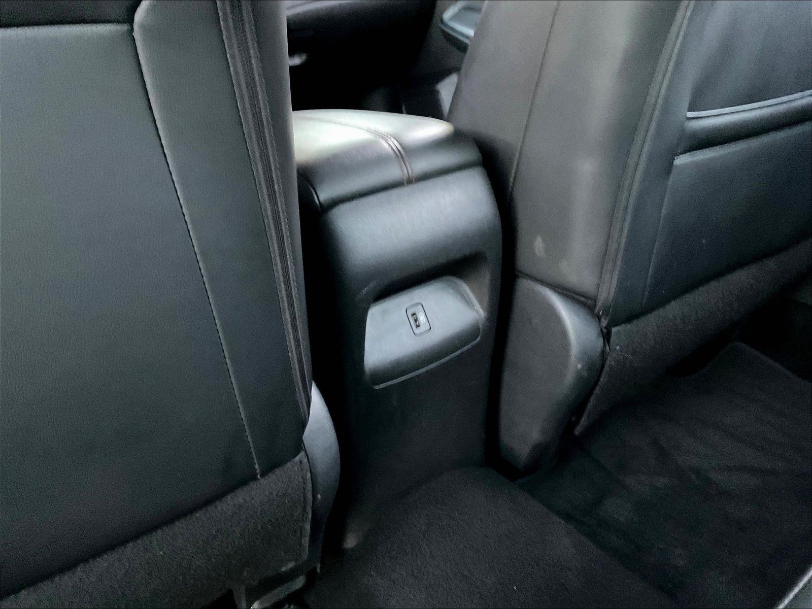 Used 2022 Nissan Sentra SR w/ SR Premium Package FWD image 10
