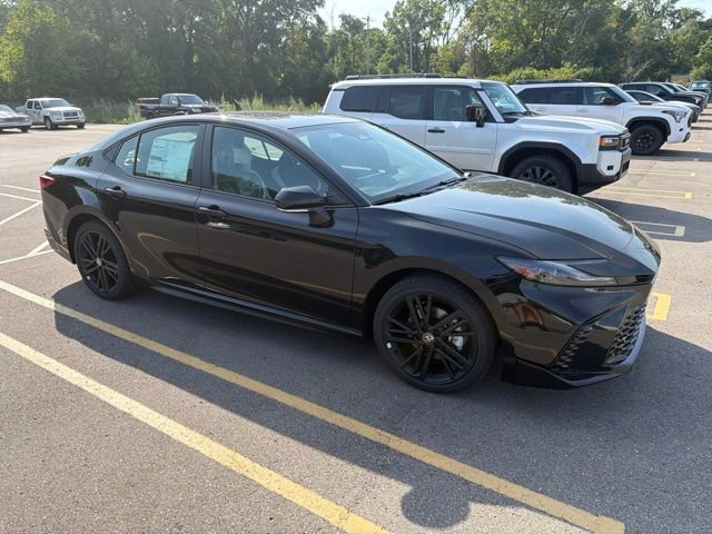 Used 2026 Toyota Camry Hybrid w/ Multimedia Upgrade Package AWD/4WD image 3