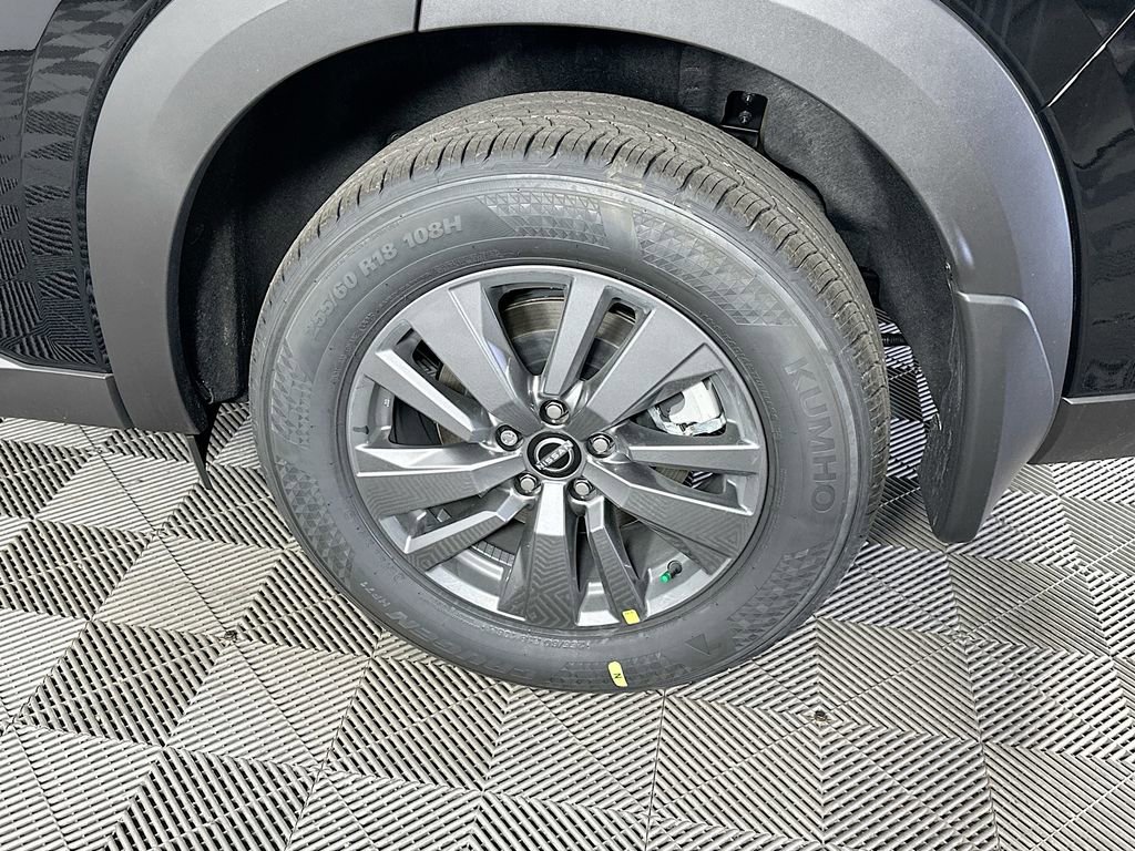 New 2026 Nissan Pathfinder SV image 37