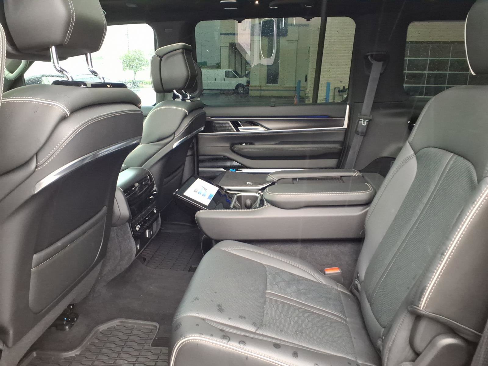 Used 2024 Jeep Grand Wagoneer L Series II w/ Quick Order Packagew 28T AWD/4WD image 26