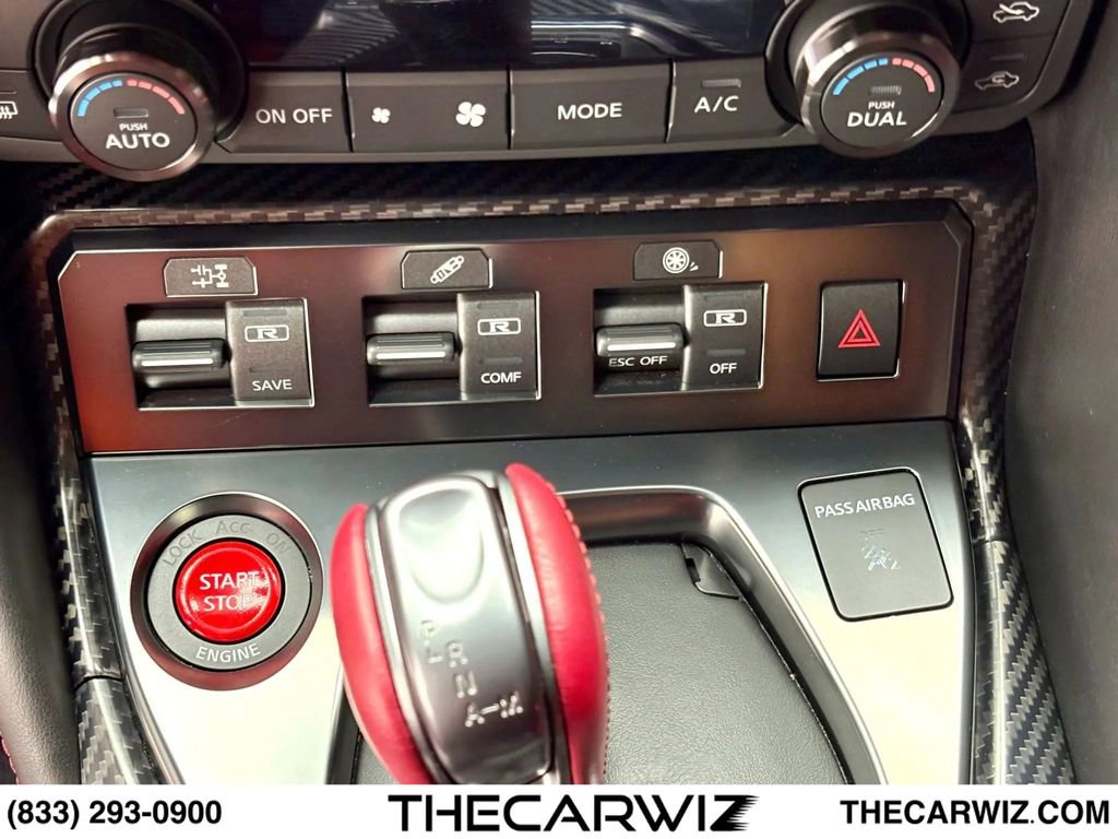 Used 2018 Nissan GT-R NISMO AWD/4WD image 82