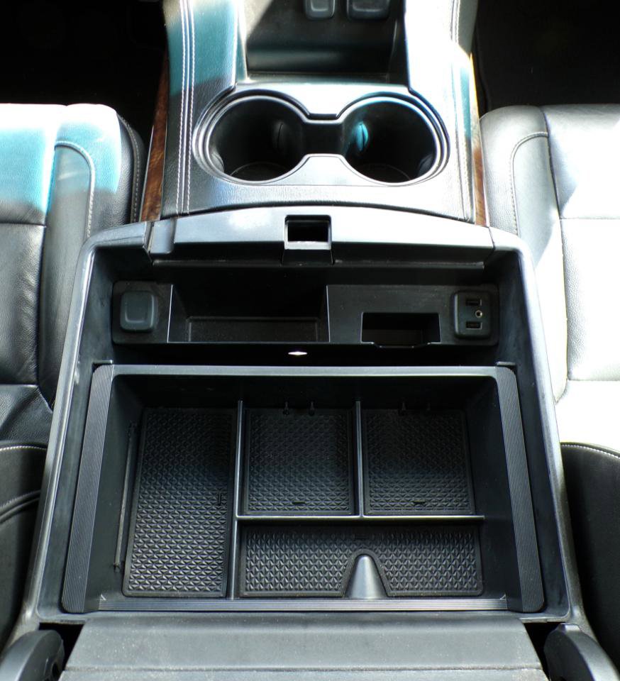 Used 2018 Chevrolet Suburban LT RWD image 22