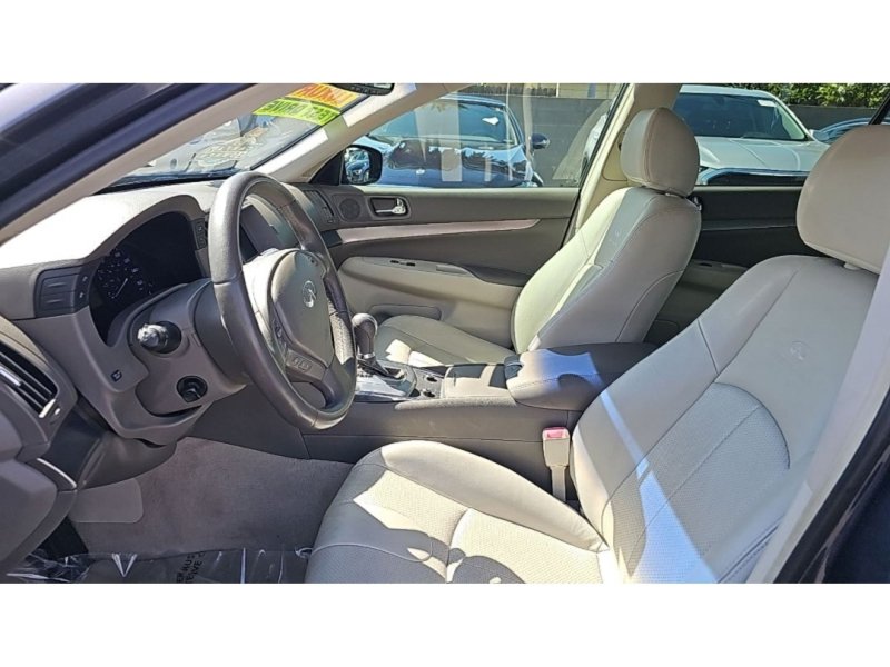 Used 2012 INFINITI G37 Journey w/ Premium Pkg RWD image 10