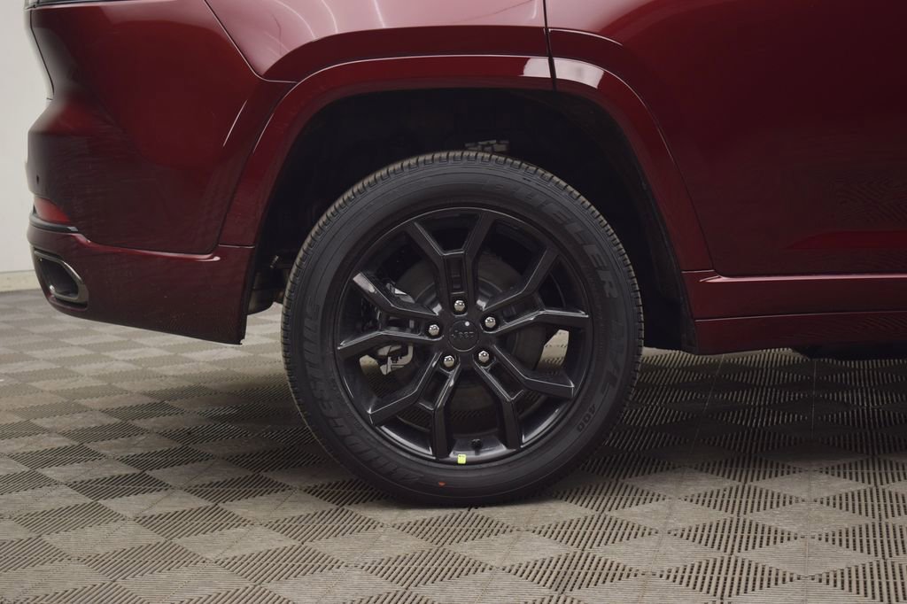 Used 2025 Jeep Grand Cherokee Limited 4xe image 5