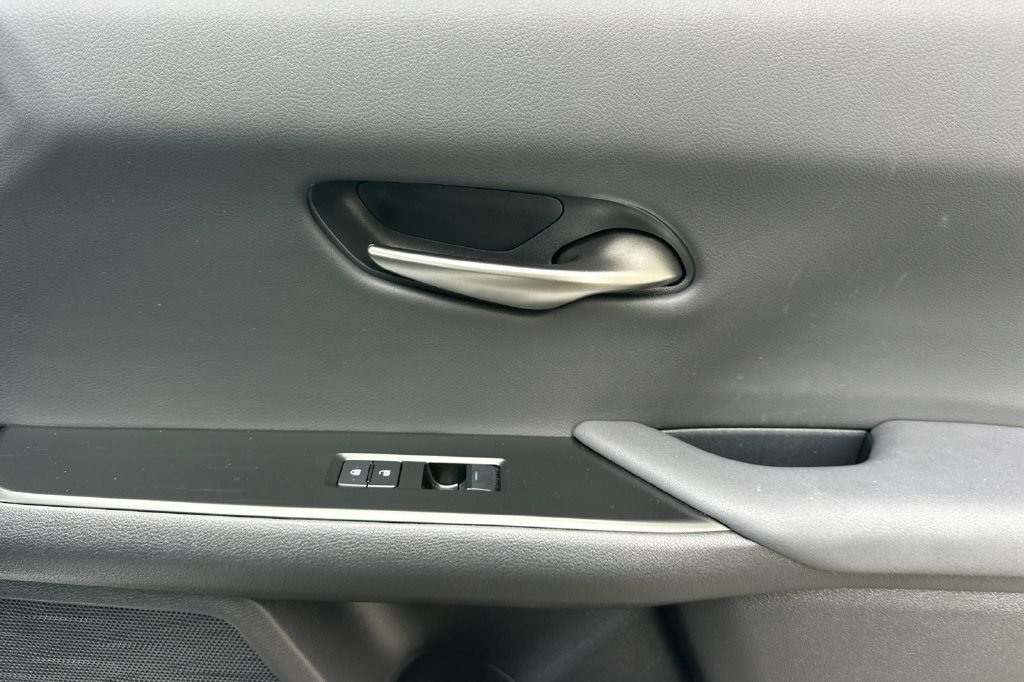 Used 2026 Lexus UX 300h FWD w/ Accessory Package (Z1) image 20