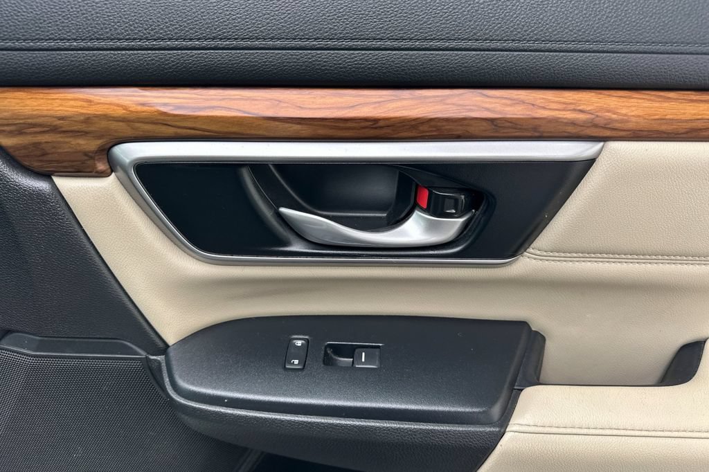 Used 2021 Honda CR-V Touring image 19