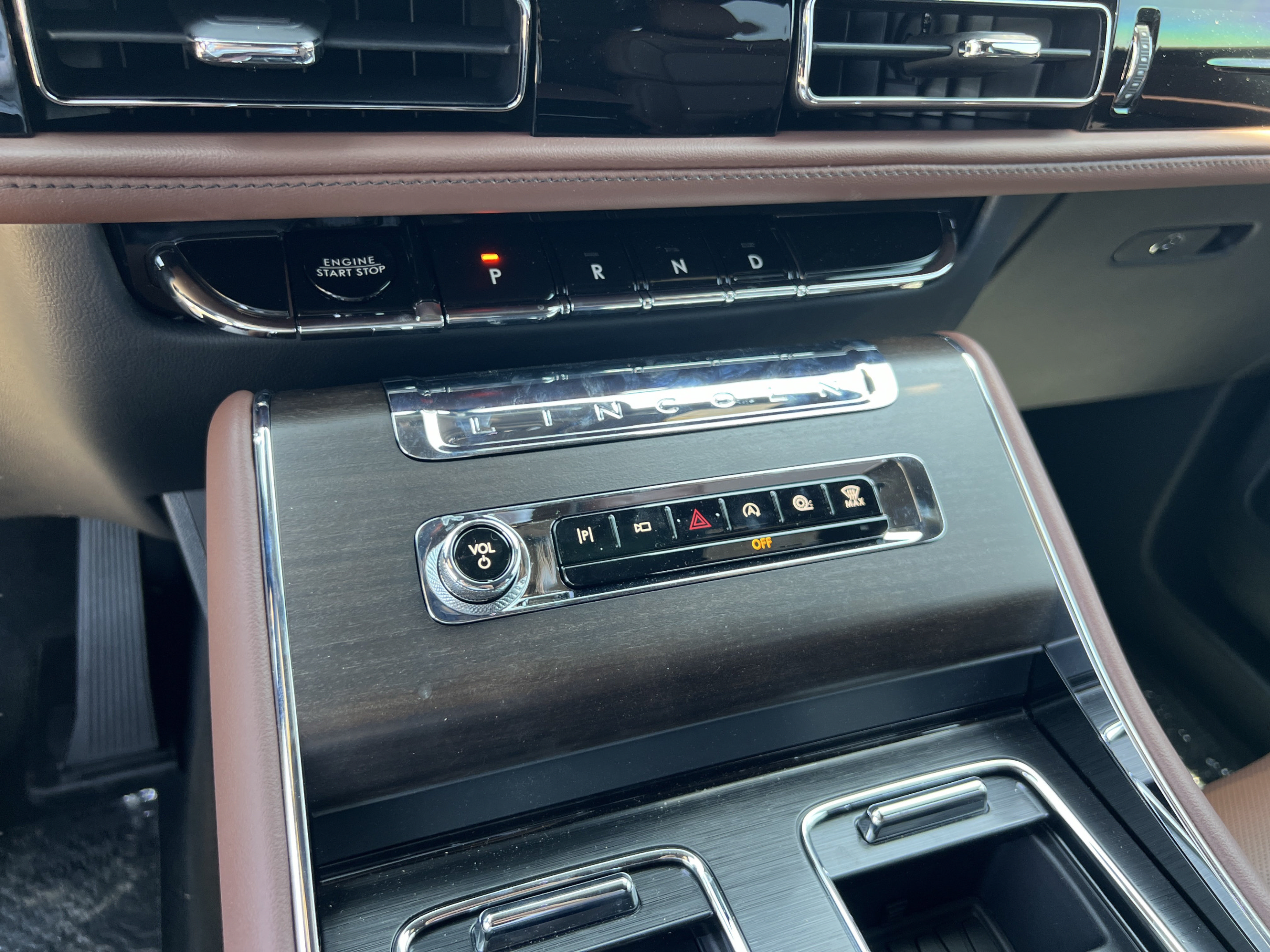 New 2026 Lincoln Aviator Reserve AWD/4WD image 17