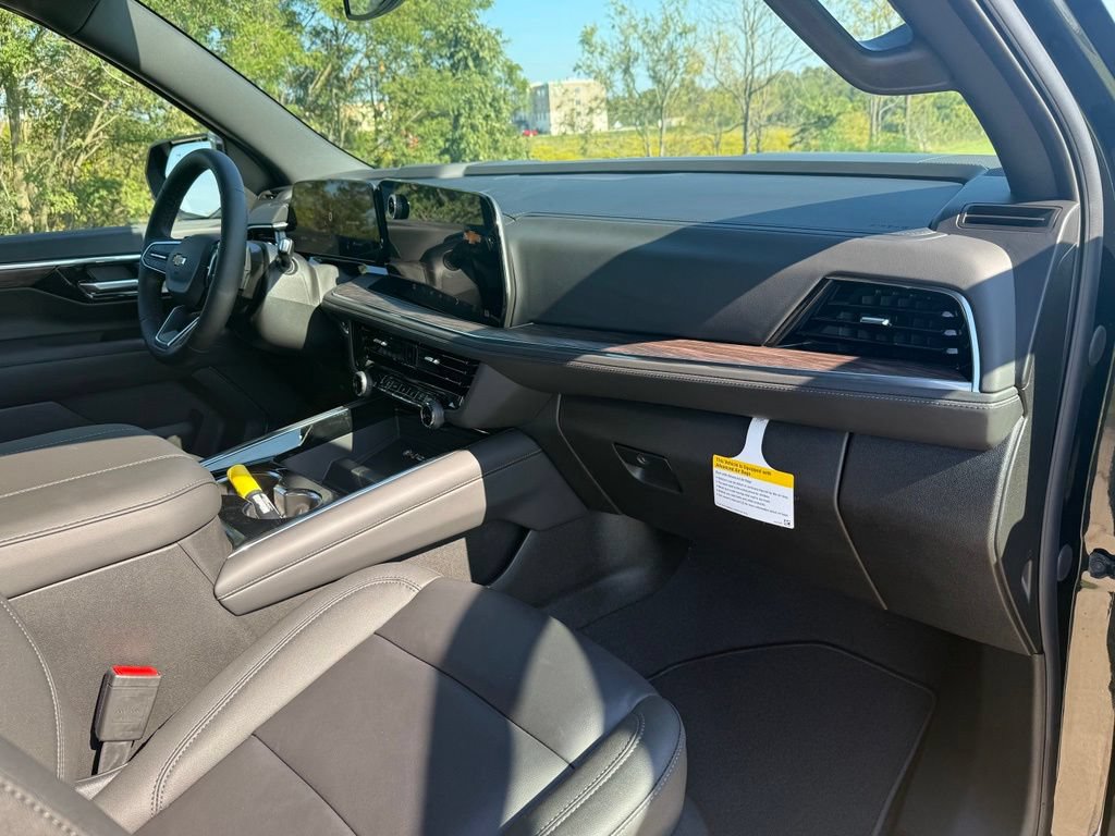 New 2026 Chevrolet Tahoe LT w/ Comfort Package AWD/4WD image 24