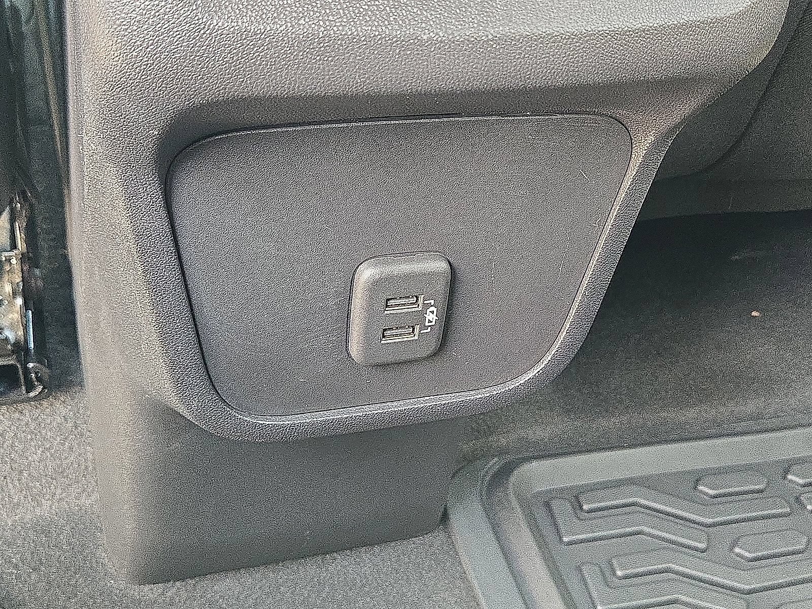 Used 2021 Chevrolet Equinox LS w/ LS Convenience Package FWD image 15