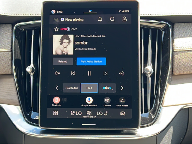 New 2027 Volvo XC90 B6 Plus AWD/4WD image 13
