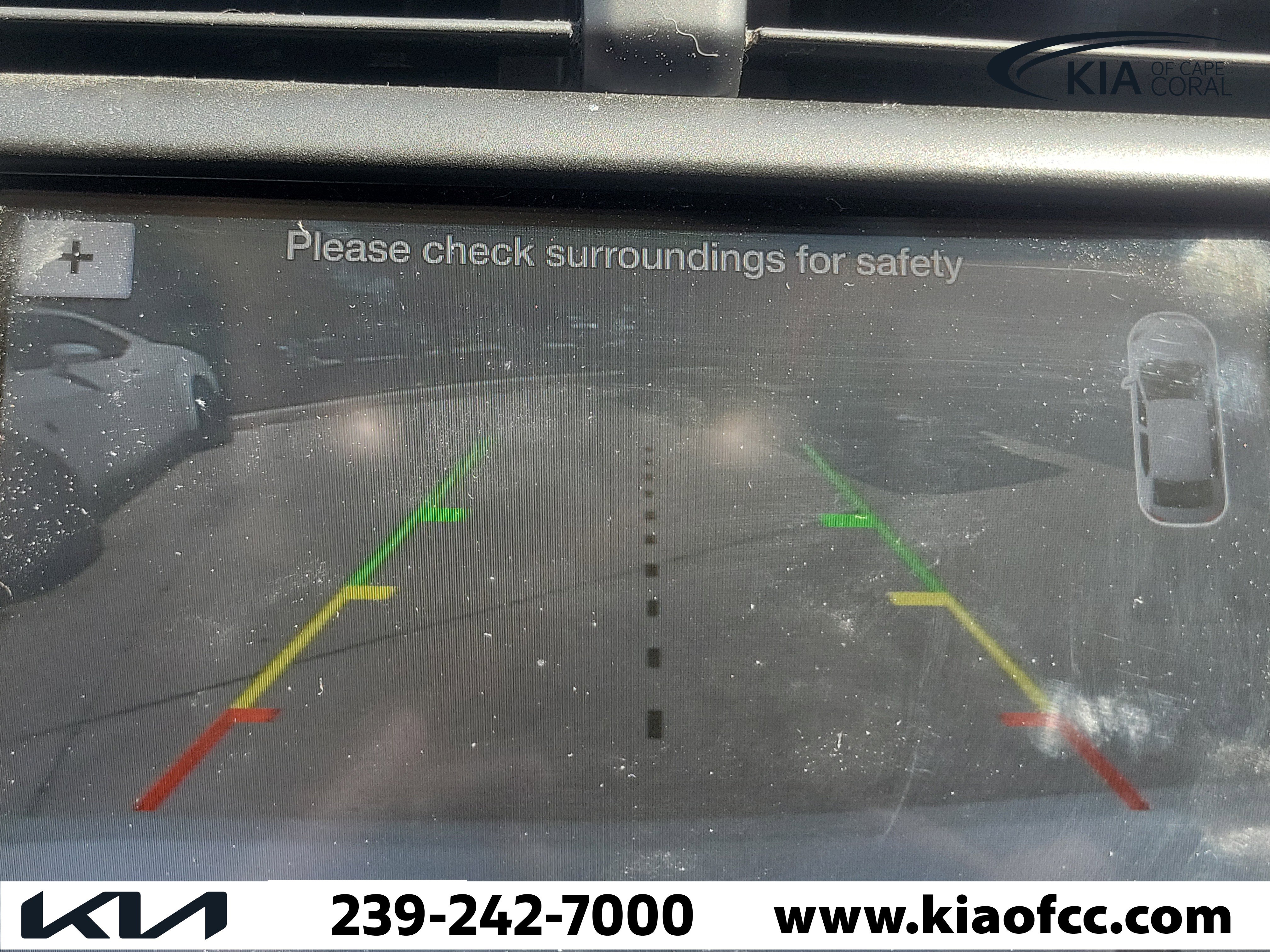 Used 2017 Ford Fusion SE w/ Fusion SE Technology Package image 17