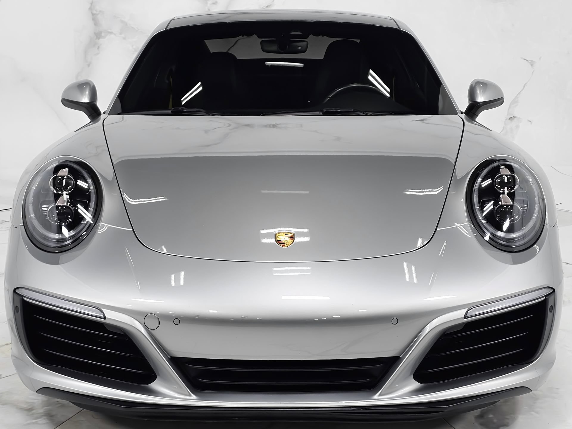Used 2019 Porsche 911 Carrera RWD image 6