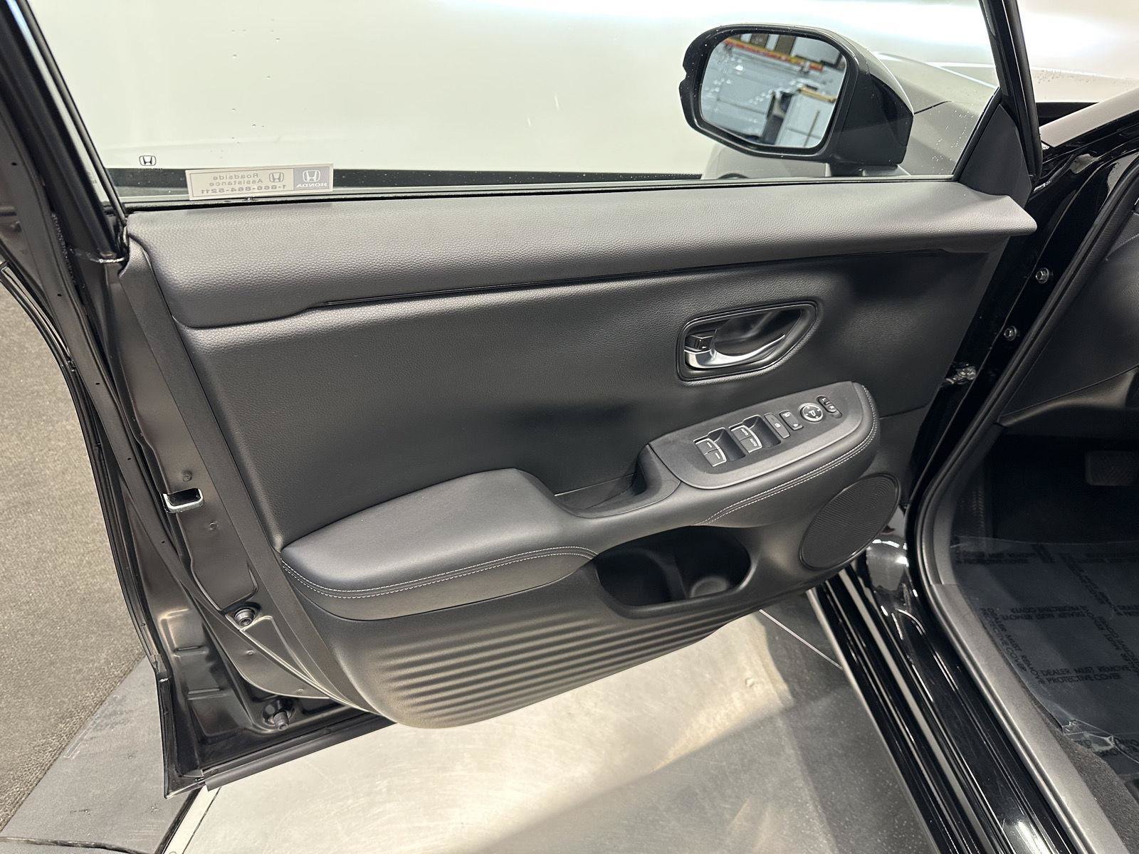 Certified 2024 Honda HR-V EX-L image 13