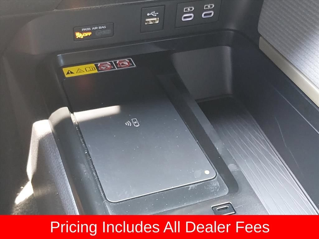 Used 2026 Toyota Camry SE w/ Convenience Package FWD image 22