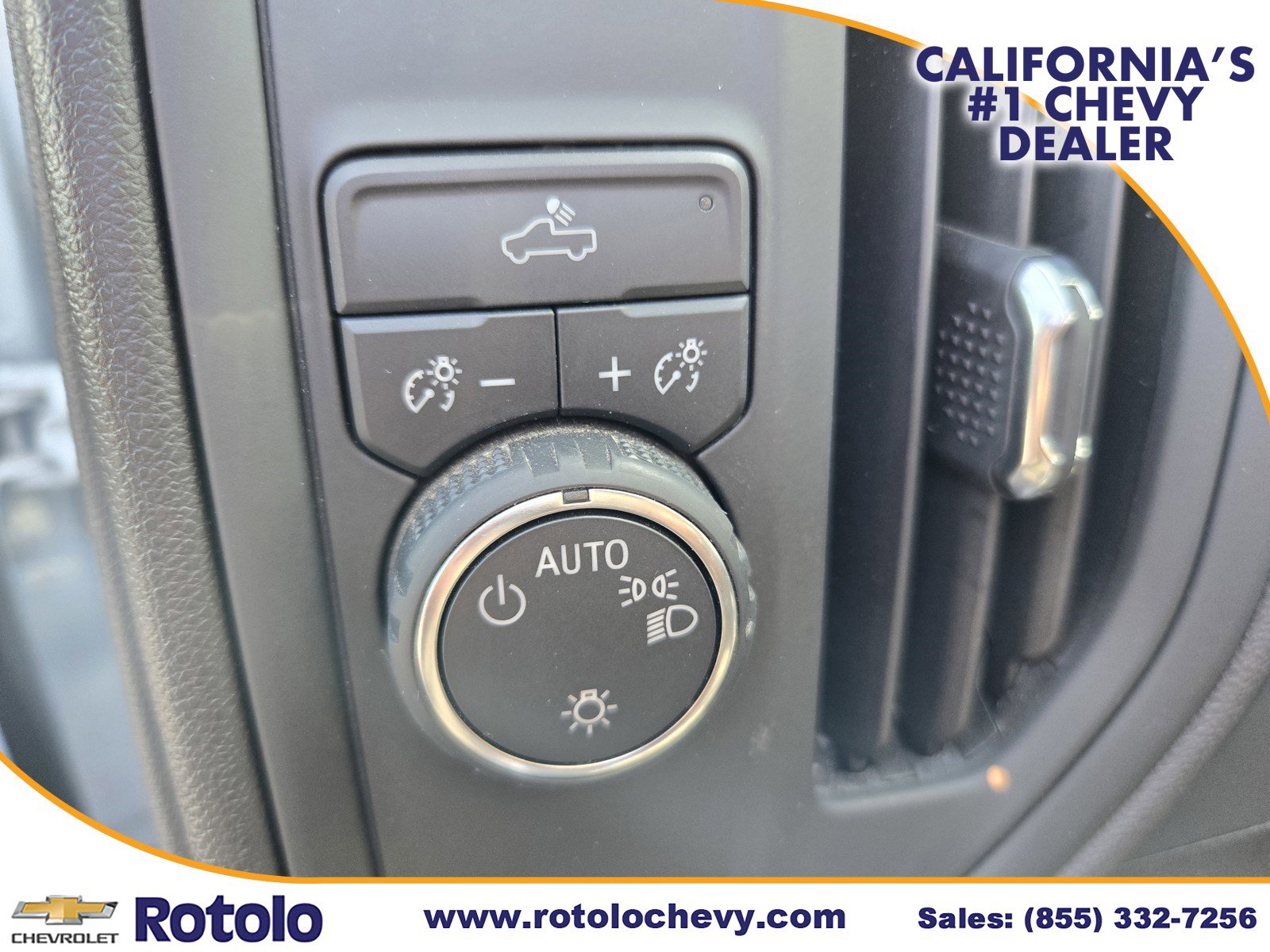 Used 2025 Chevrolet Silverado 1500 W/T RWD image 16