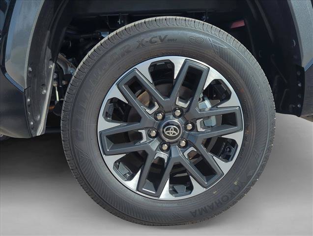 Certified 2026 Toyota Tundra Limited AWD/4WD image 6