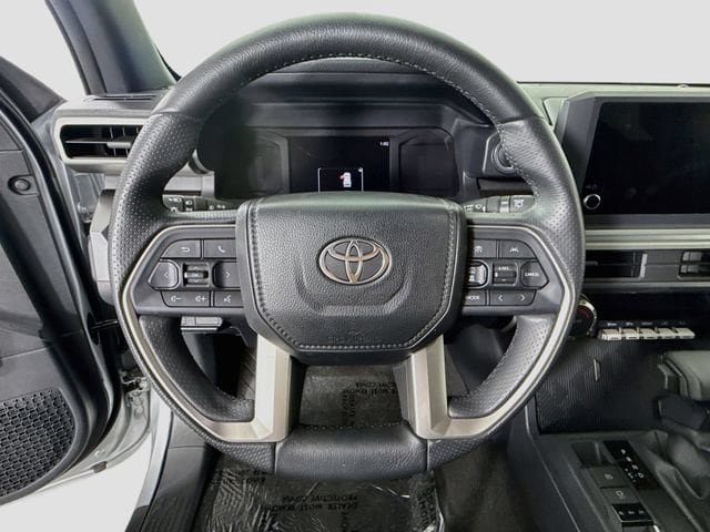 Certified 2026 Toyota 4Runner SR5 AWD/4WD image 13
