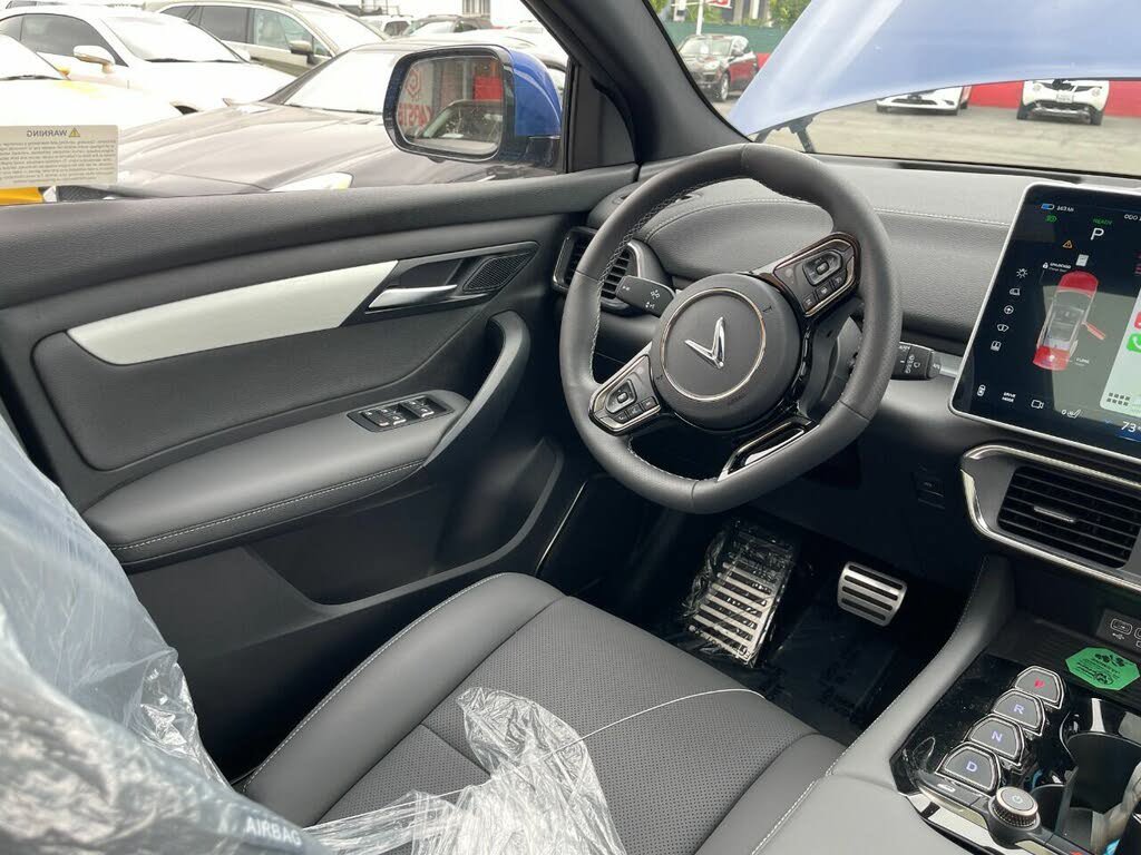 Used 2023 VinFast VF 8 Plus AWD/4WD image 80