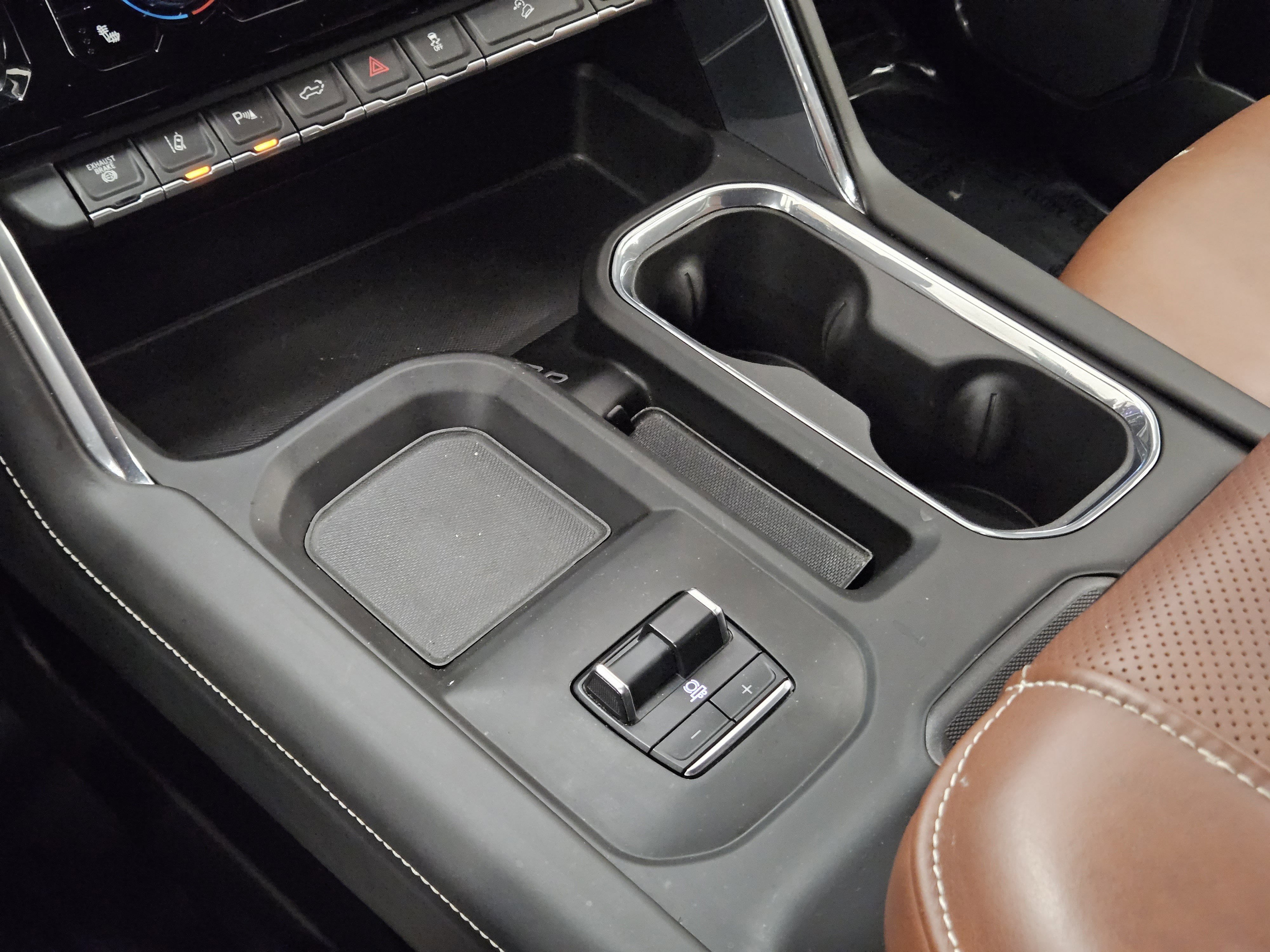 Used 2024 GMC Sierra 2500 Denali Ultimate image 27