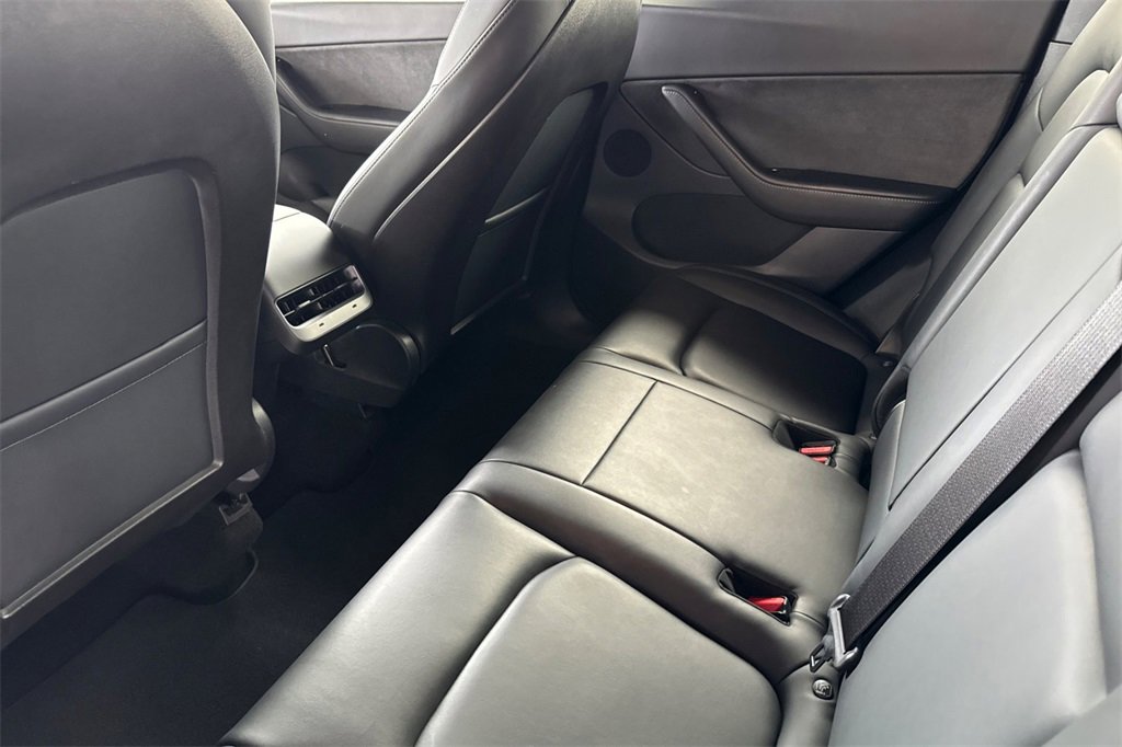 Used 2020 Tesla Model Y Performance image 12