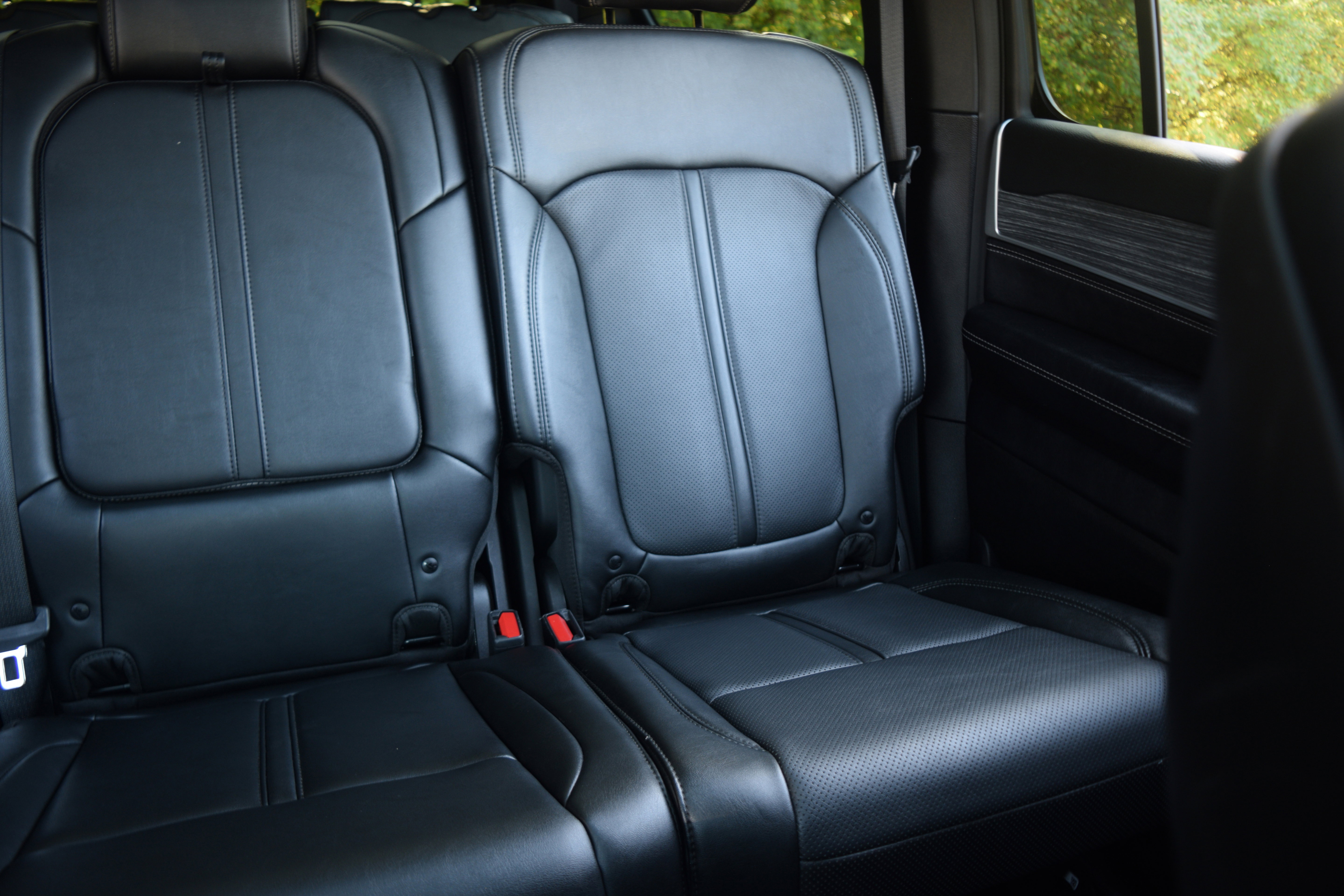 Used 2024 Jeep Wagoneer Series II w/ Premium Group I image 16