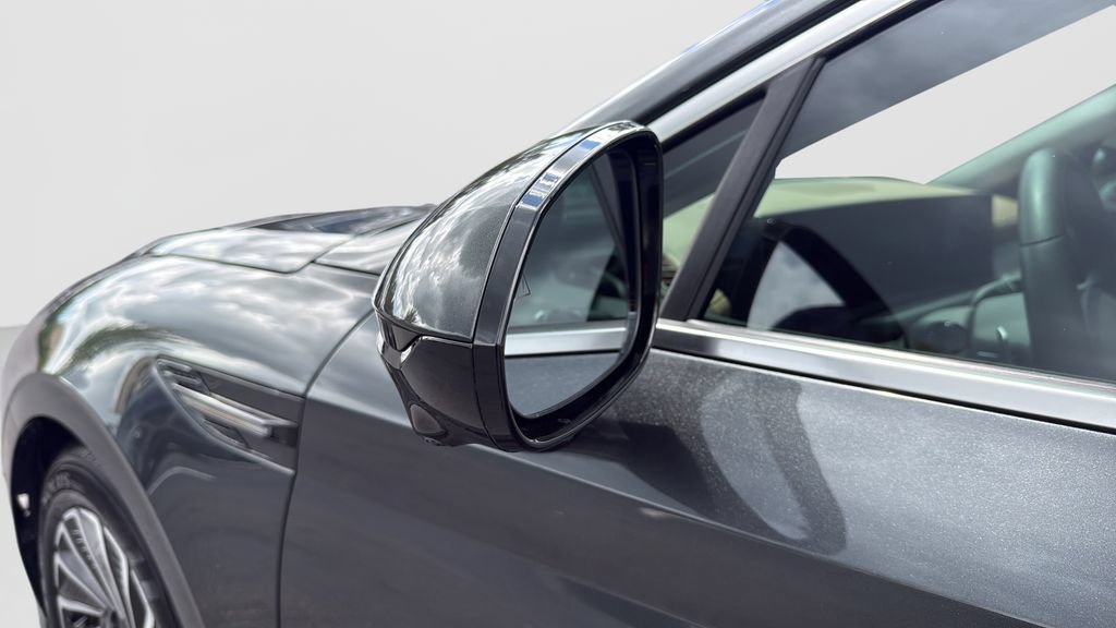 Certified 2025 Hyundai Sonata Limited FWD image 27