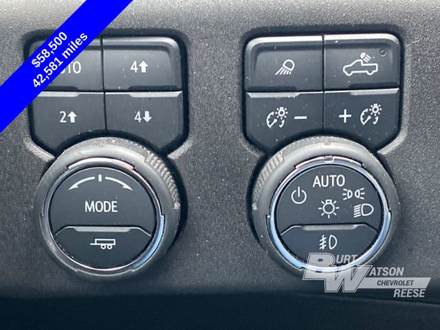 Used 2024 Chevrolet Silverado 2500 LTZ w/ LTZ Premium Package image 29