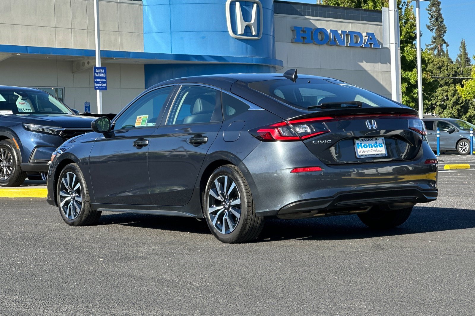 Certified 2023 Honda Civic EX-L image 3