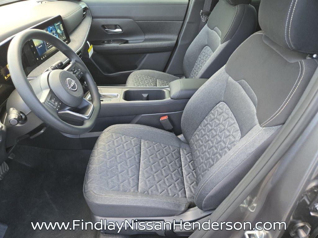 New 2026 Nissan Kicks SV w/ Cold Weather Package FWD image 11