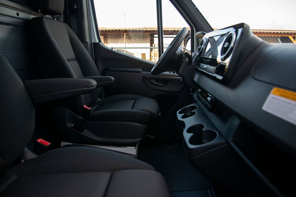 New 2026 Mercedes-Benz Sprinter 2500 image 15