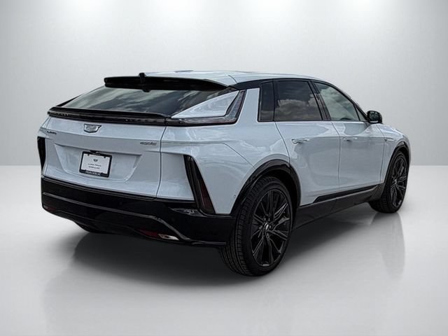New 2026 Cadillac Lyriq Signature Sport w/ Nappa Leather Package RWD image 5