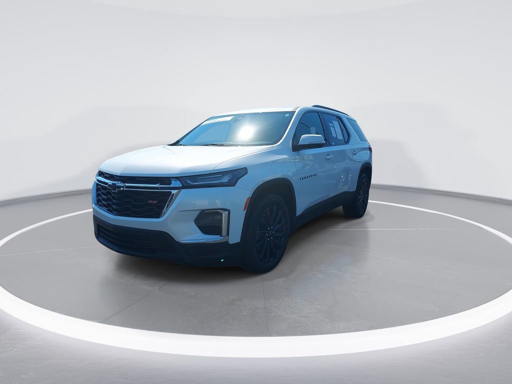 Used 2023 Chevrolet Traverse RS image 4