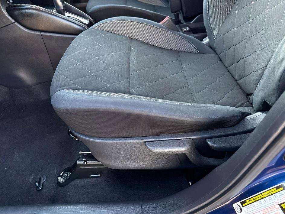 Used 2018 Nissan Kicks SV w/ Exterior Electronics Package image 17