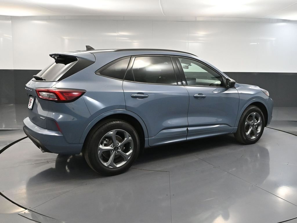 Used 2024 Ford Escape ST-Line w/ Tech Pack #1 image 6