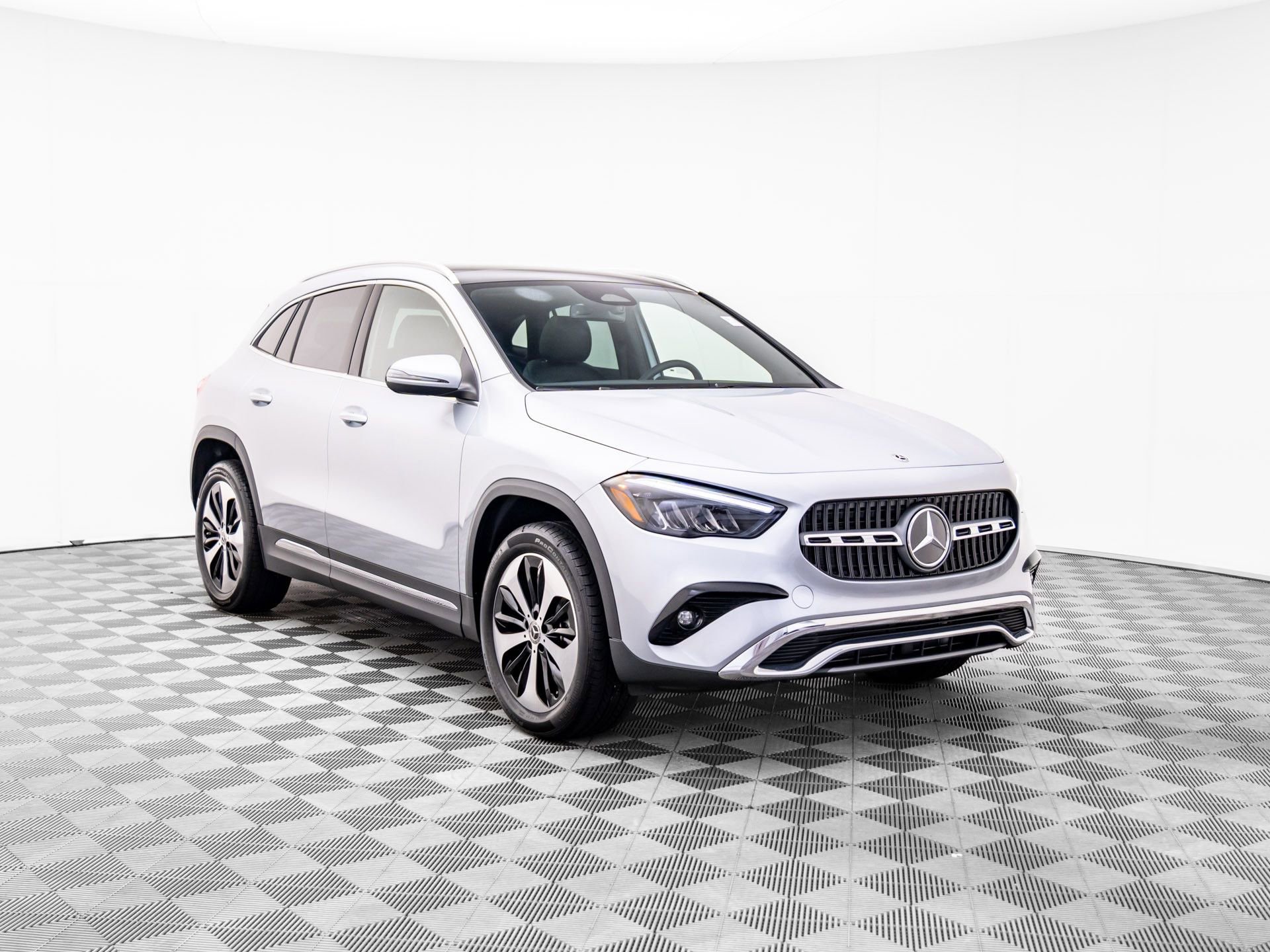 New 2026 Mercedes-Benz GLA 250 4MATIC image 7