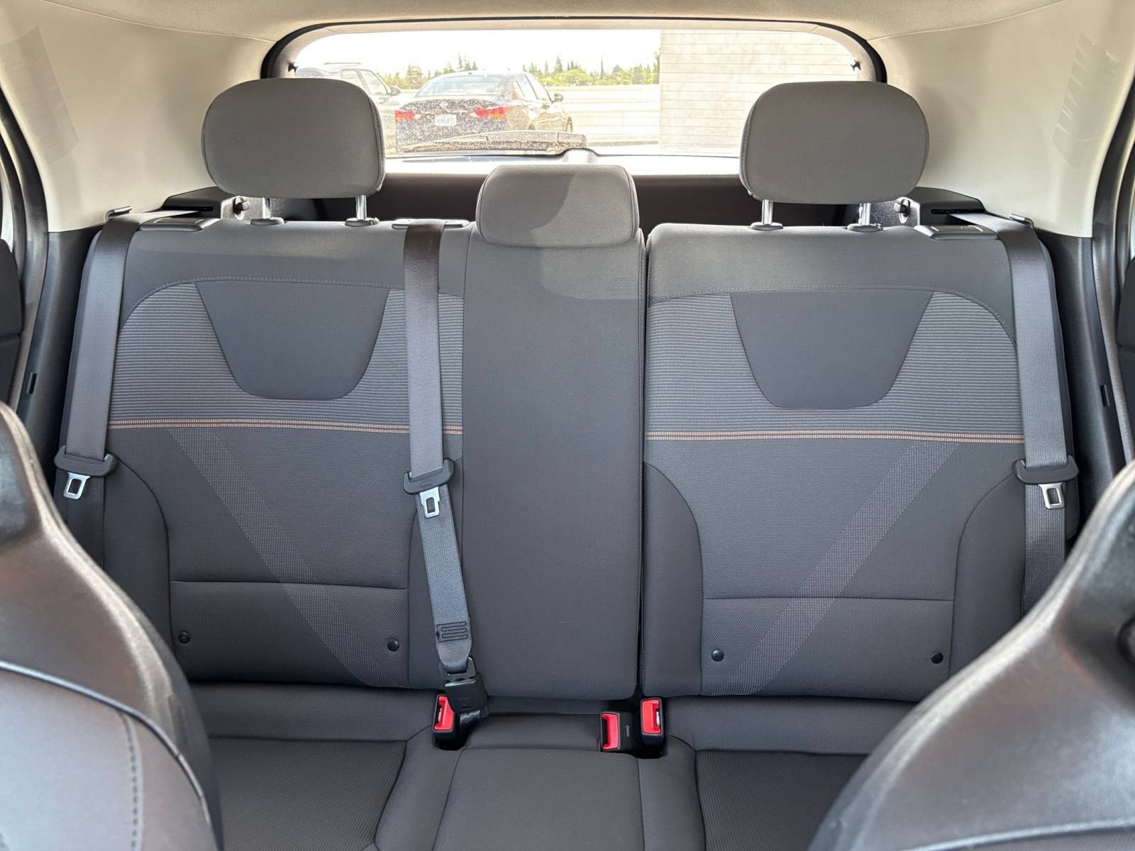 Used 2026 Kia Niro LX FWD image 35