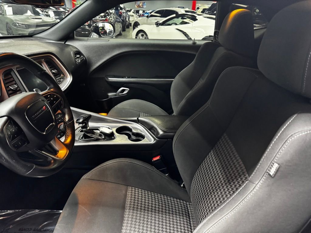 Used 2019 Dodge Challenger GT w/ Blacktop Package RWD image 34