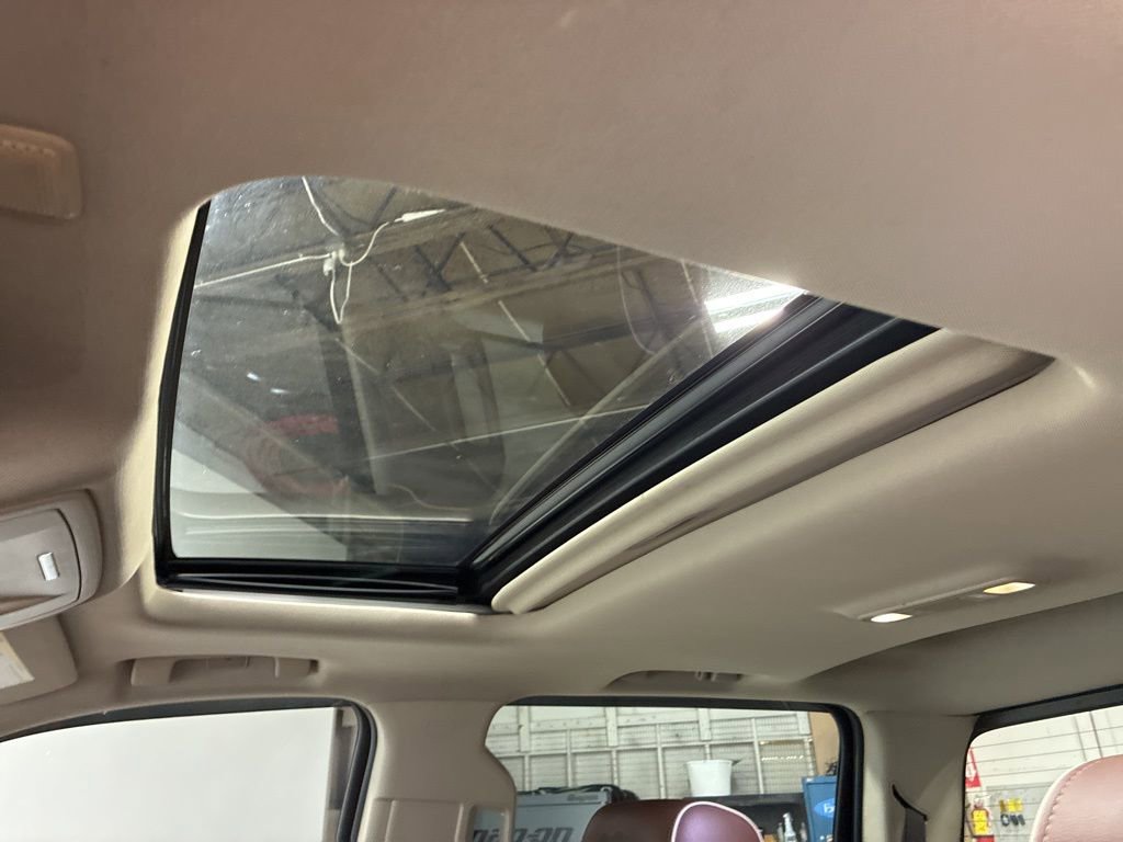 Used 2015 Chevrolet Silverado 1500 High Country w/ High Country Premium Package image 31