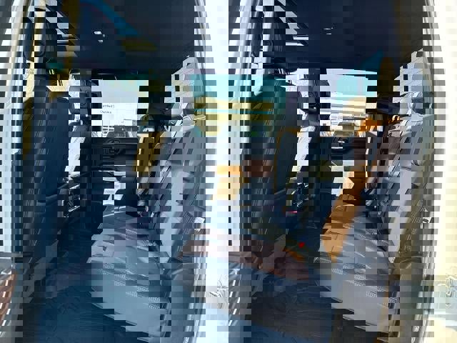 Used 2021 Chevrolet Silverado 2500 High Country w/ Z71 Off-Road Package image 26