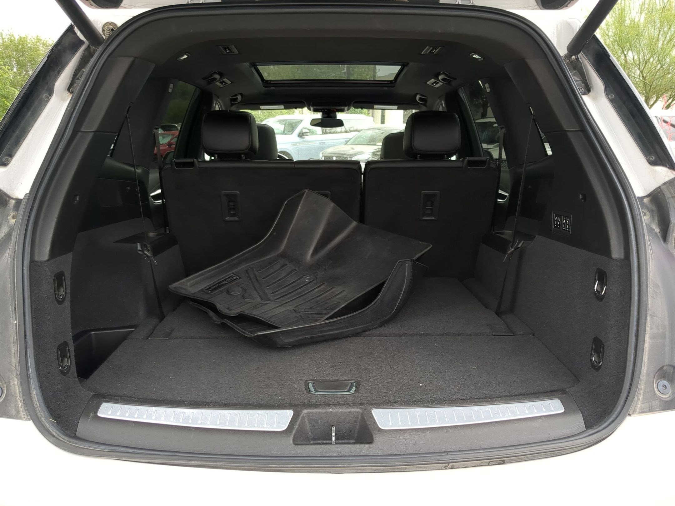 Used 2021 Cadillac XT6 Premium Luxury image 22