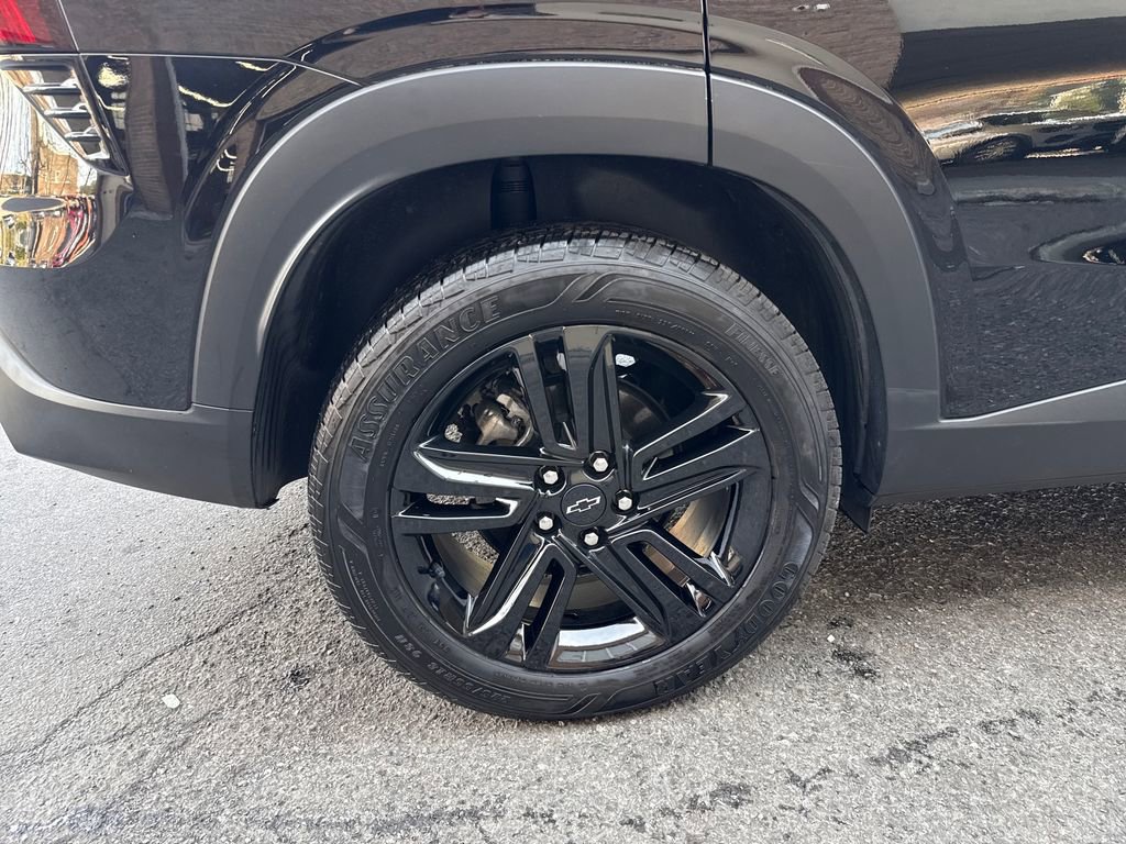 Used 2024 Chevrolet Trax ACTIV w/ Sunroof Package image 15