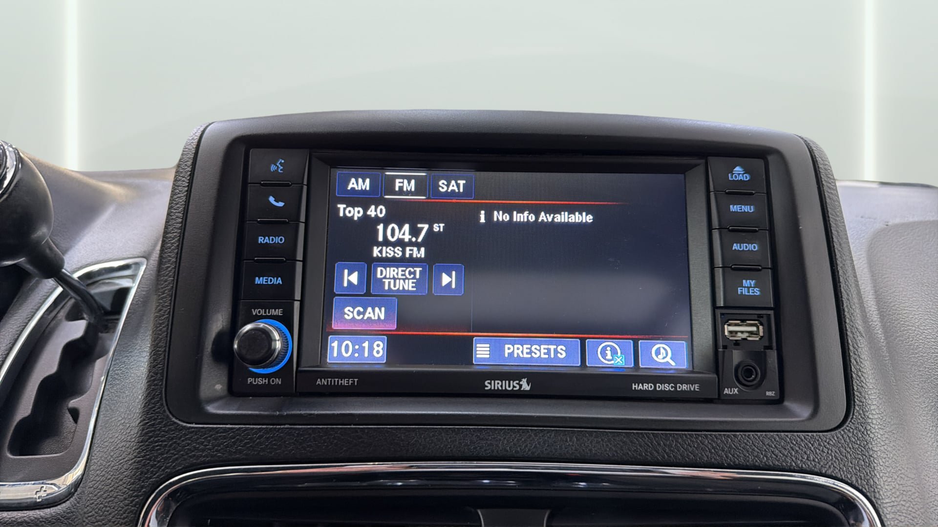Used 2018 Dodge Grand Caravan SE FWD image 25