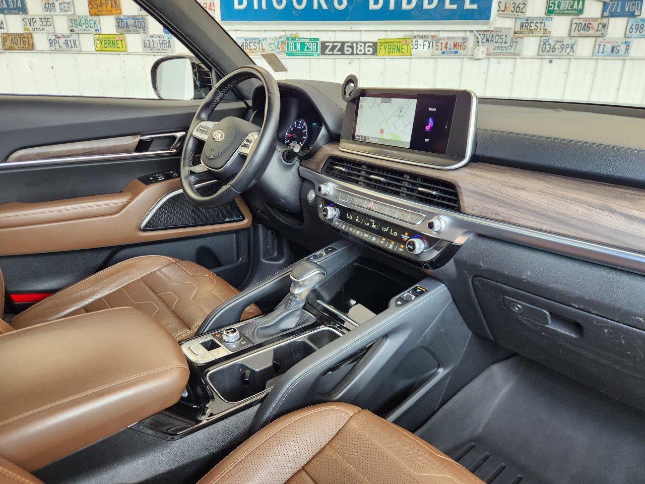 Used 2021 Kia Telluride SX w/ SX Prestige Package AWD/4WD image 2